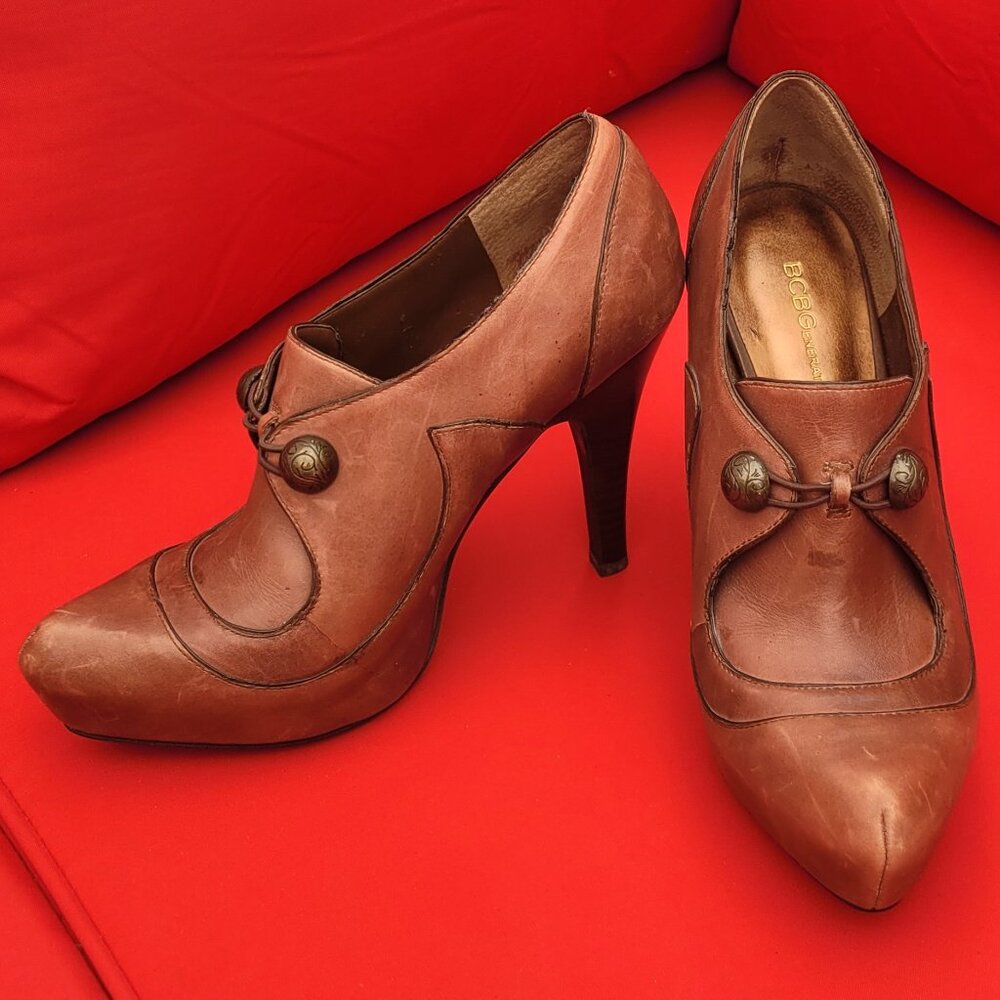 BCBGeneration Women’s Heels Size 8B/38, Milk Chocolate Brown Leather